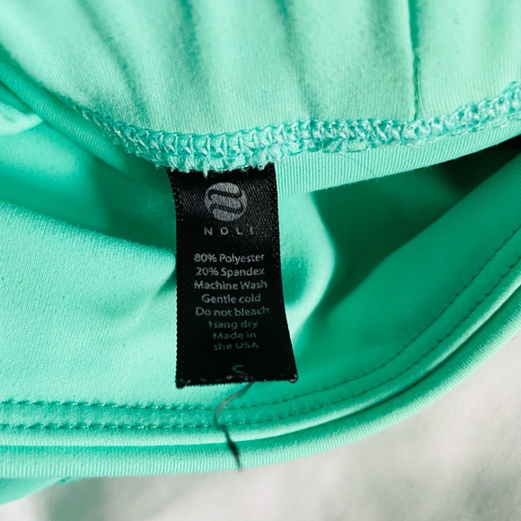 Noli leggings & matching top. Active wear. Size XS - Picture 4 of 10